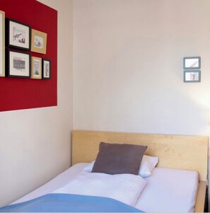Superior Single Room | Desk, laptop workspace, free WiFi