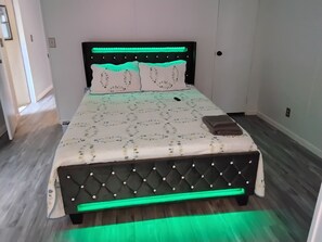 3 bedrooms, WiFi, bed sheets