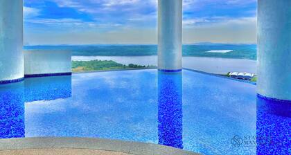 Encorp Marina Puteri Harbour by Stayrene