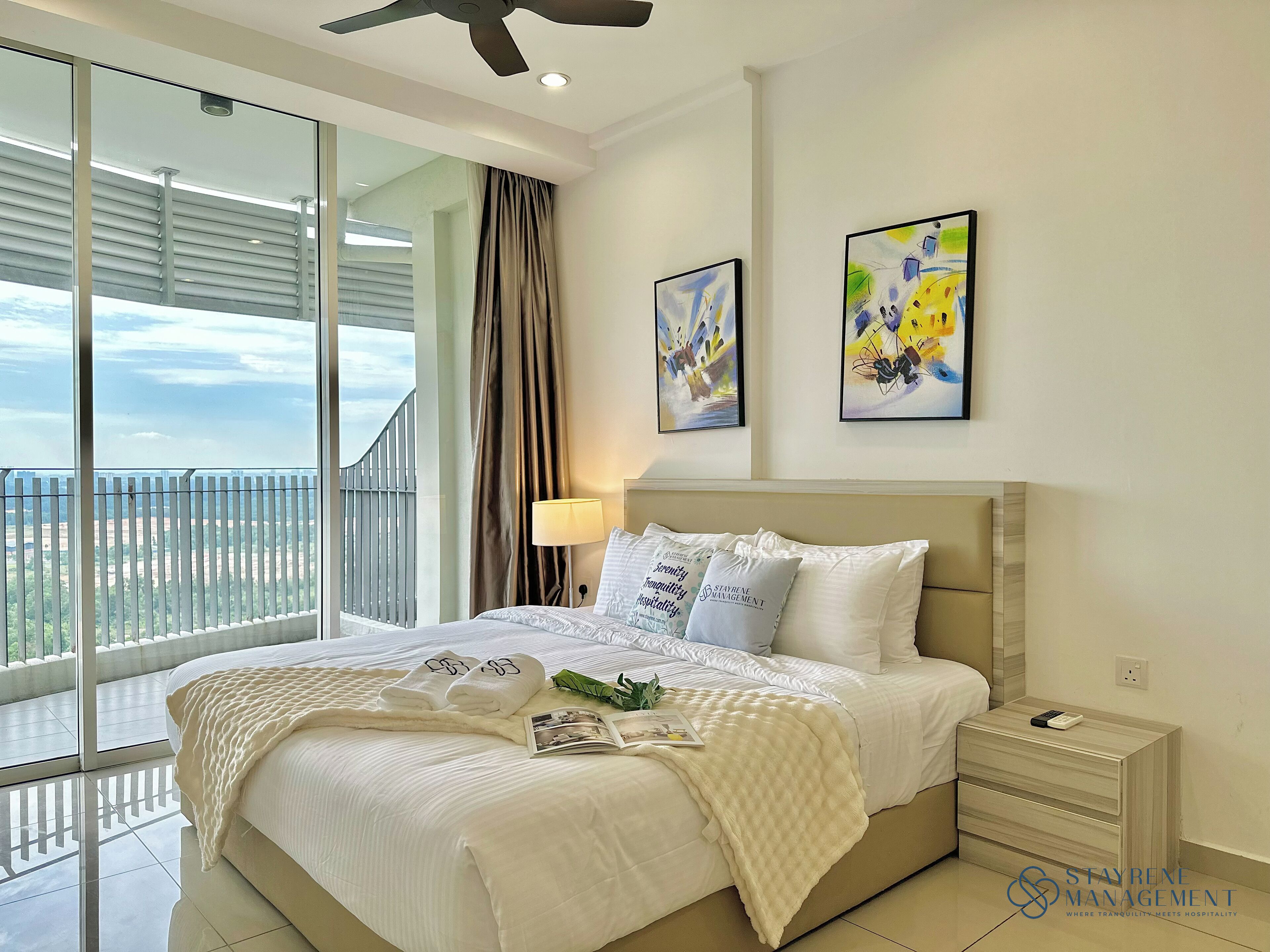 Iron/ironing board, free WiFi