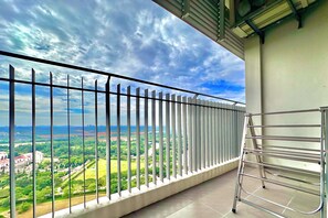 Comfort Apartment, 2 Bedrooms, Non Smoking, City View | Balcony