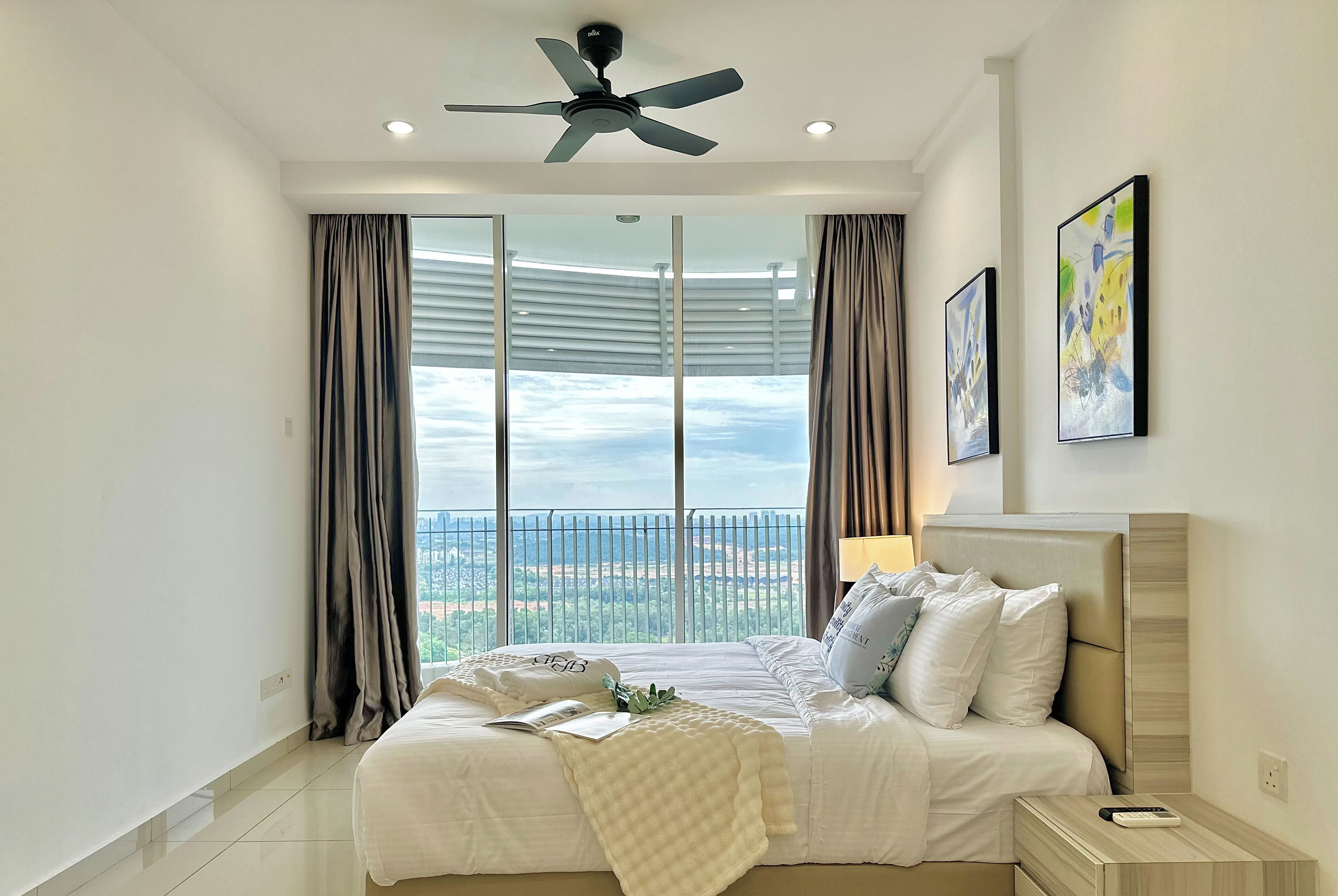 Iron/ironing board, free WiFi