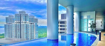 Encorp Marina Puteri Harbour by Stayrene