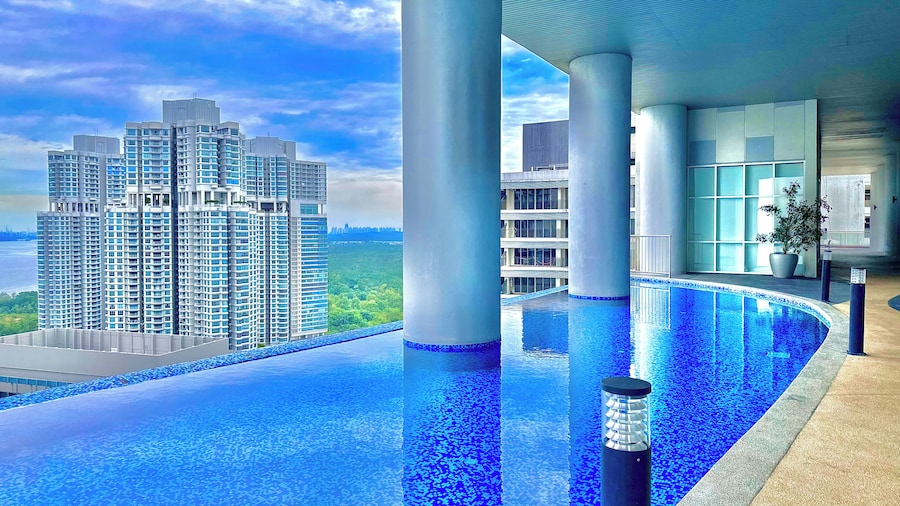 Encorp Marina Puteri Harbour by Stayrene