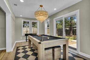 Spielezimmer