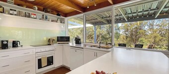 Englewood Ridge - A country classic in scenic Lovedale