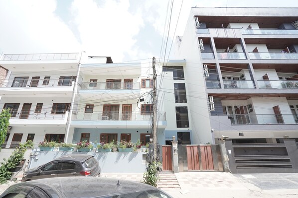 住宿正面