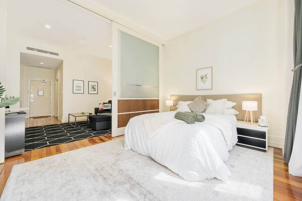 1 bedroom, iron/ironing board, WiFi, bed sheets