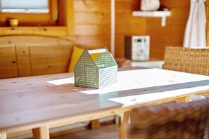 Dining - Holiday Home 'Reiher' with Shared Terrace, Communal Garden and Wi-Fi (Lychen)