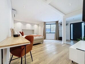 1 bedroom, iron/ironing board, free WiFi, bed sheets
