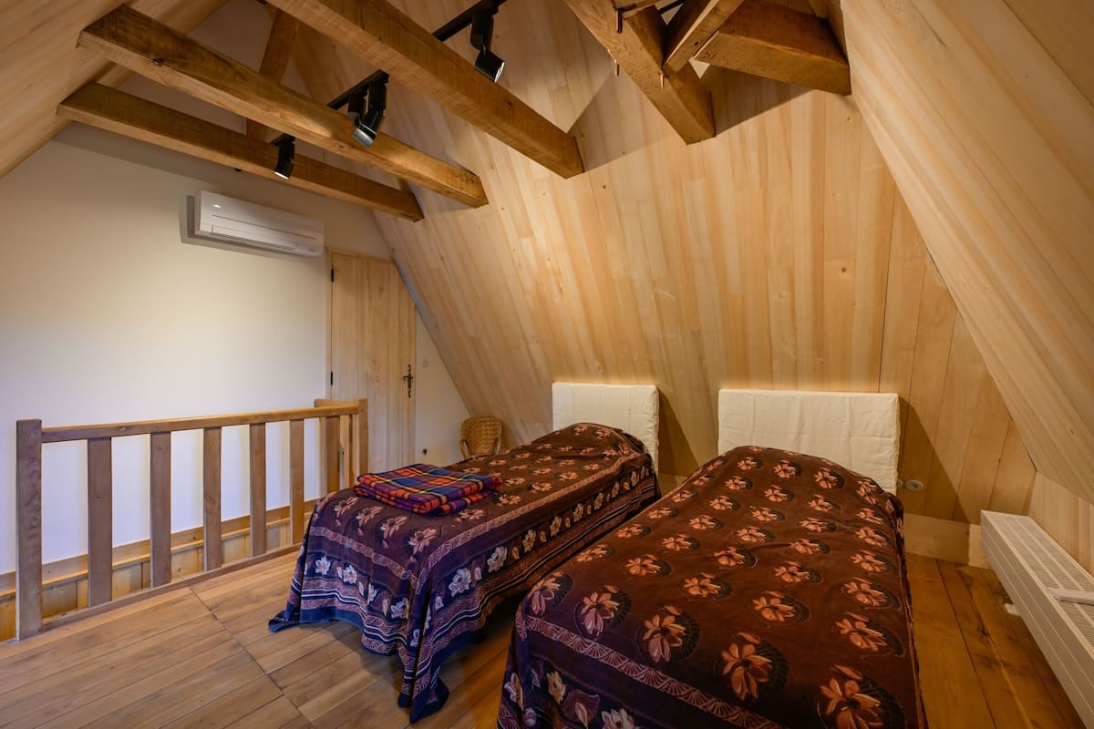 Classic Double or Twin Room, Ensuite, Courtyard View