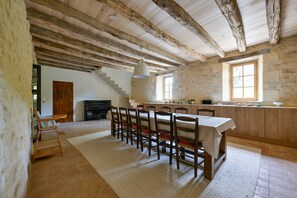 City House, Ensuite (Le Mayne) | Dining