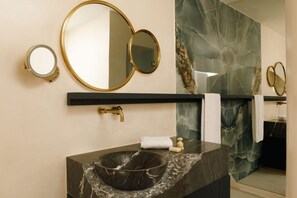 Shower, eco-friendly toiletries, hair dryer, towels