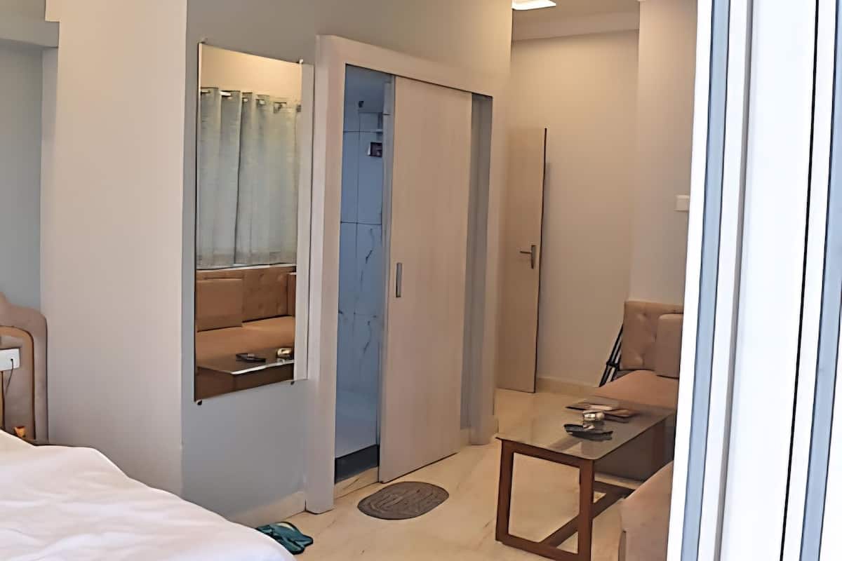 Club Room