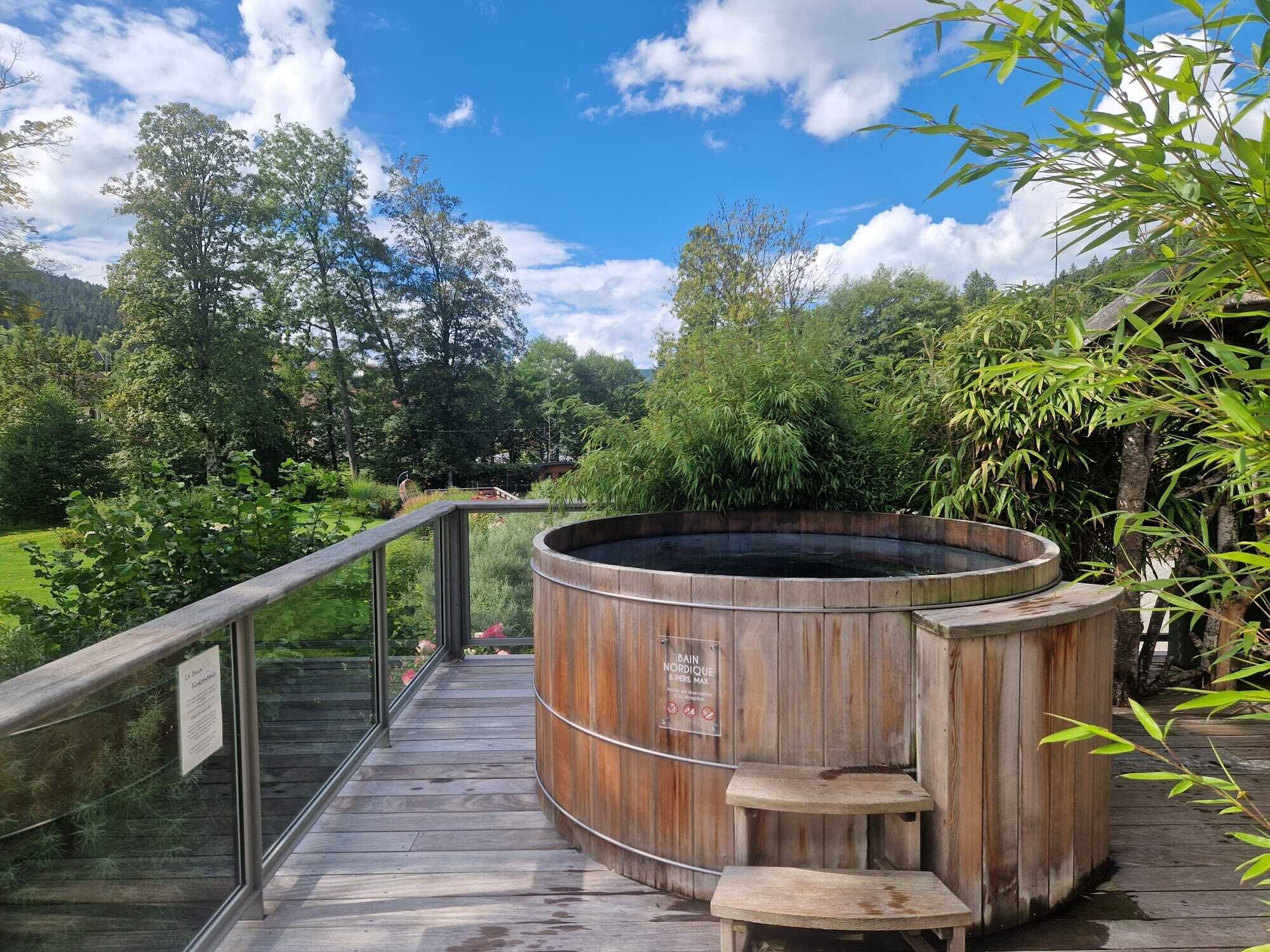 Türkisches Bad/Hamam, Körperbehandlungen, Warmsteinmassagen