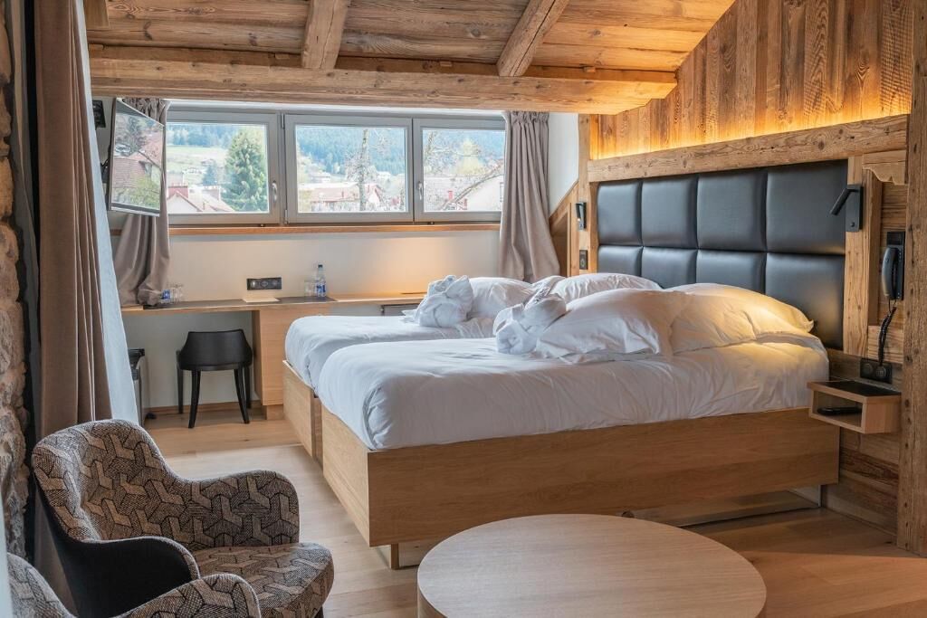 Coffres-forts dans les chambres, rideaux occultants