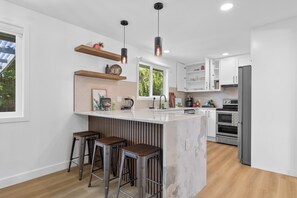 Microwave, oven, stovetop, dishwasher