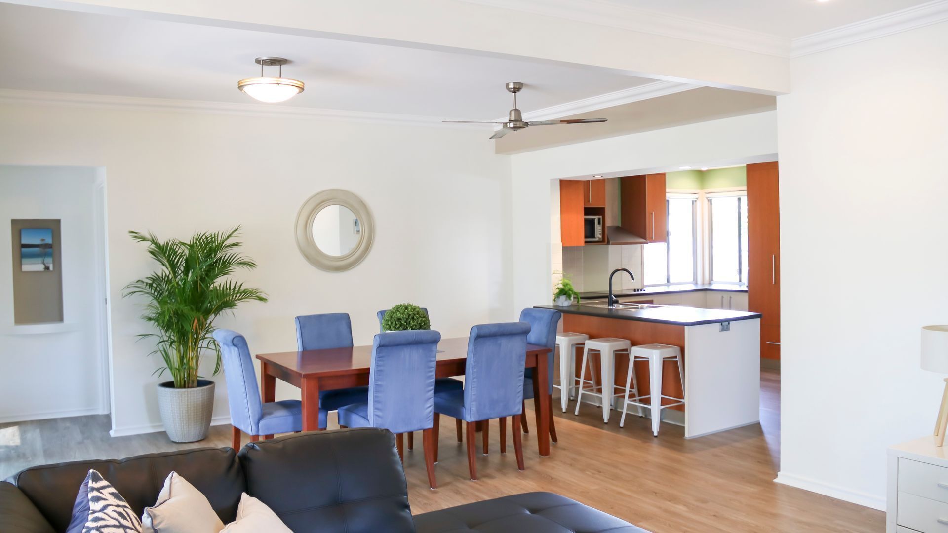 Smart TV, video library