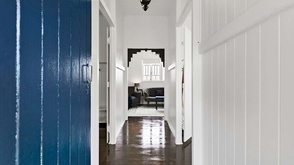 Interior - Welcome to Retro on walker (Maryborough)