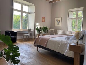 Deluxe Double Room, Private Bathroom | Individually decorated, individually furnished, free WiFi