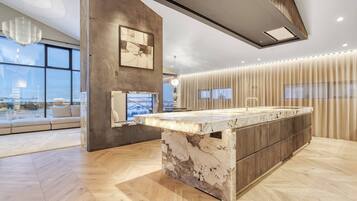 House, 3 Bedrooms, Private Pool | Interior