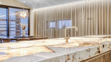 House, 3 Bedrooms, Private Pool | Lobby