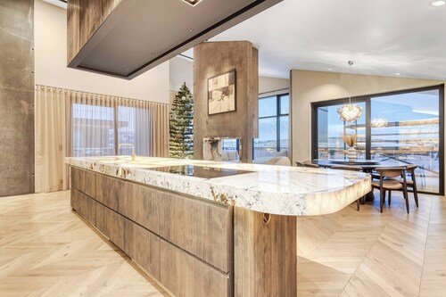 Glamorous &amp; Stylish Getaway!