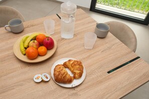 Petit déjeuner servi en supplément