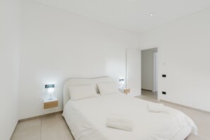 2 makuuhuonetta, Wi-Fi, vuodevaatteet