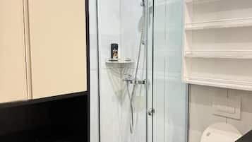 Comfort Apartment, Balcony, City View | Bathroom | Slippers
