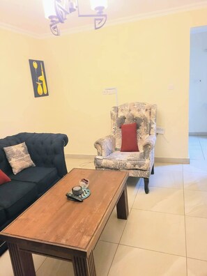 Apartment, 1 Bedroom, Smoking, Balcony | Living area