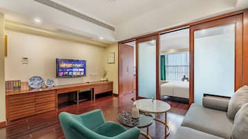 Luxury Double Room, City View | Desk, laptop workspace, blackout drapes, soundproofing