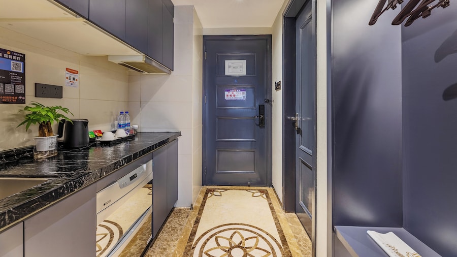 Pazhou Poya International Hotel Canton Fair Complex Modiesha Metro Exit B Branch