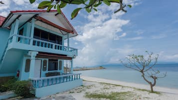 Double or Twin Room with Balcony and Seaview | Wi-fi percuma