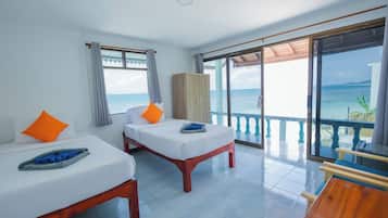 Double or Twin Room with Balcony and Seaview | Free WiFi