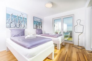 2 bedrooms, iron/ironing board, free WiFi