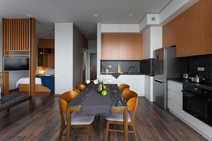 Private kitchen - 1-bedroom apartment in the center Yerevan with a view (Yerevan)