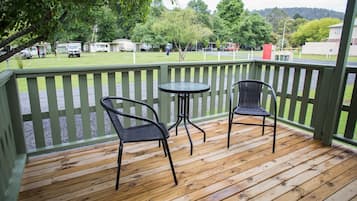 Park Dog Friendly Cabin - No Ensuite | Terrace/patio