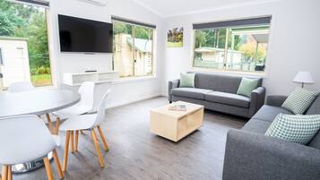 Park: 2 Bedroom Accessible Villa | Living area