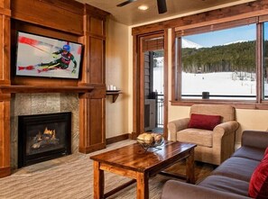 Smart TV, fireplace, video games, DVD player