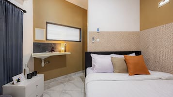 Kamar Standar | Wi-Fi gratis dan seprai linen