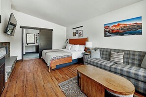 2 Schlafzimmer, Bügeleisen/Bügelbrett, kostenloses WLAN, Bettwäsche
