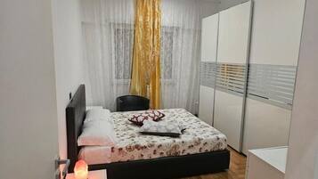 3 Schlafzimmer, Bügeleisen/Bügelbrett, WLAN, Bettwäsche