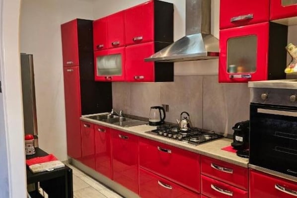 Oven, stovetop