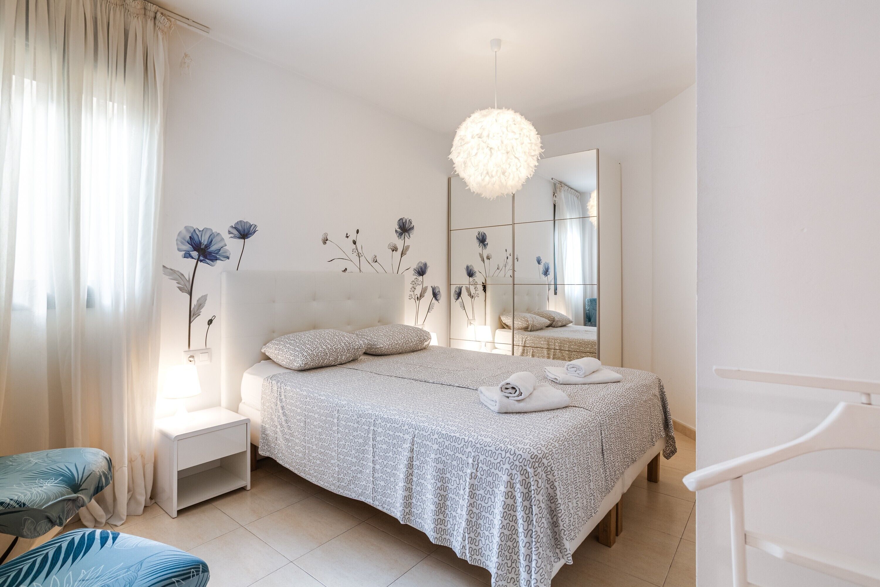 2 sovrum, skrivbord, strykjärn/strykbräda och wi-fi