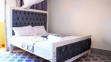 2 chambres, fer et planche Ă repasser, Wi-Fi, draps fournis