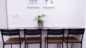 Dining - Viveros 2 by Concept Flats (Valencia)