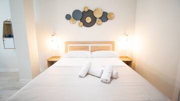 Een strijkplank/strijkijzer, gratis wifi, beddengoed