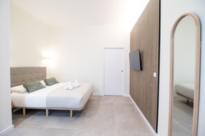 Bügeleisen/Bügelbrett, kostenloses WLAN