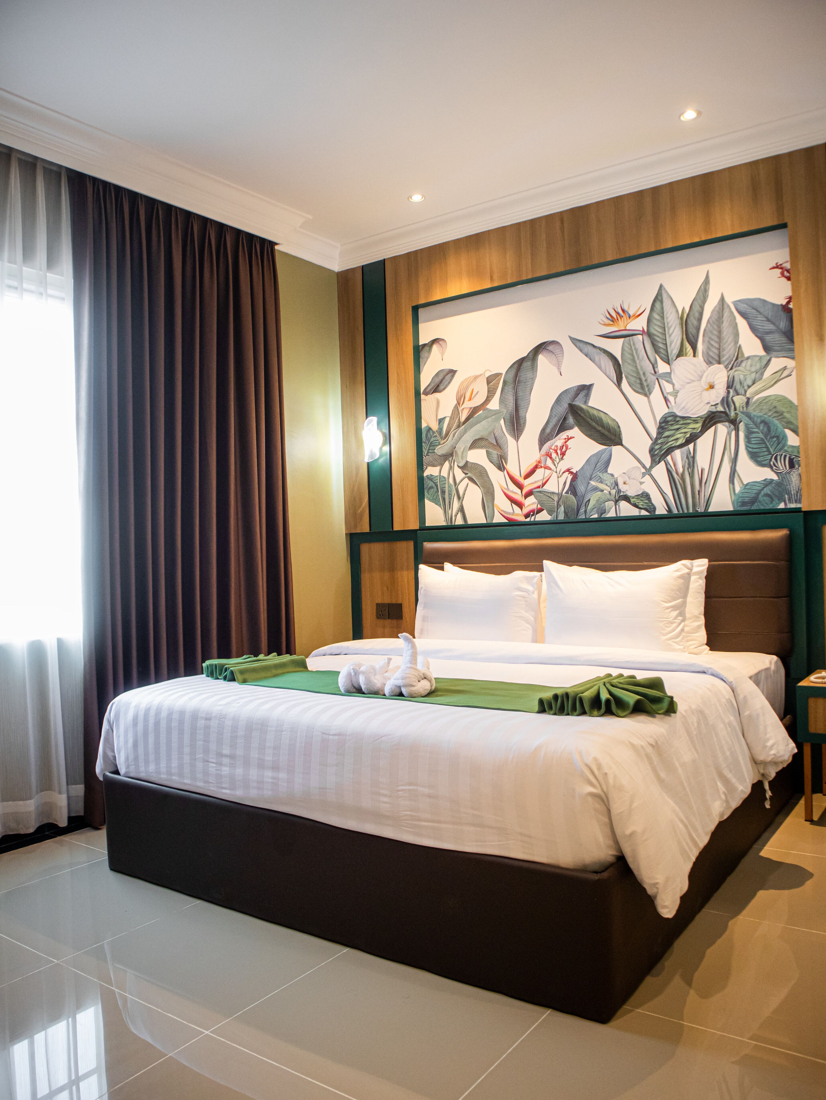 Deluxe Room | In-room safe, desk, laptop workspace, free WiFi